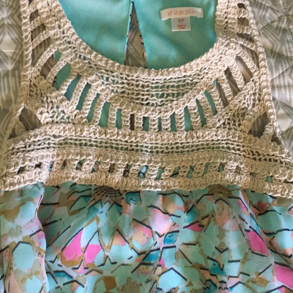 Spring time Dress - Picture 3 of 5